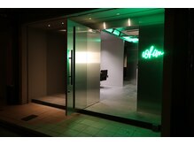 ウィム(whim)の雰囲気（夜の店舗外観です。）