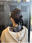 お呼ばれヘアセットお団子おリボンアレンジ結婚式二次会