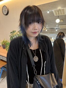 ナループロア ルームー(Nalu pu loa ROOMOO) レイヤーカット/シャギーレイヤー/ウルフ/デザインカラー