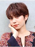 イメチェン/ホワイトブロンド/外ハネボブ/ワイドバング/表参道