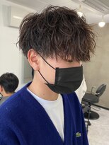 エルマーク 高槻(L-MARK)&nbsp;スパイラルパーマ/ツイストパーマ/メンズ/センターパート/波巻き