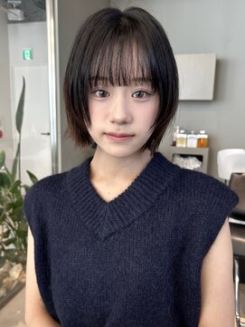 トリッカ シブヤ(TRICCA SHIBUYA) 小顔カットレイヤーカット外はね切りっぱなしストレートボブ渋谷