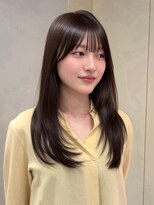 ロイオブジゼル(roi of GiseL)&nbsp;レイヤー 顔周りカット 前髪 赤み消しベージュ 透明感カラー