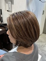 アッシュ 武蔵新城店(Ash) 新城明るい白髪染め白髪ぼかしハイライト 大人ショートボブ