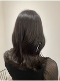 【LILIANA】韓国ヘアで上品な外ハネミディに