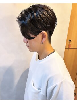 ブルーメ(Blume...) 前下がりセンターパート/マッシュ/ニュアンスパーマ