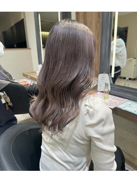 ケンジ 横須賀中央(KENJE) 艶巻きほんのりピンクグレージュ