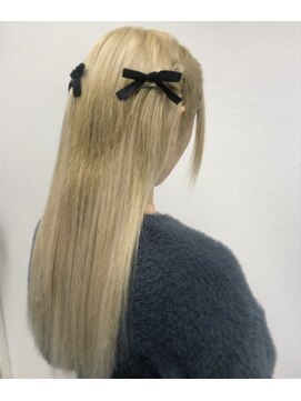 アールエーサロンモノクロ 秋葉原(RA SALON モノクロ) ハーフツイン