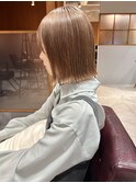外ハネボブ小顔カットハイトーンダブルカラーシアーベージュ