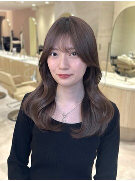 ミズチャーム(Ms.CHARM) 顔周りレイヤーカット/韓国風