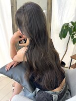 スイ(suii.) ワンカラーできる透け感オリーブベージュ/望月指名限定