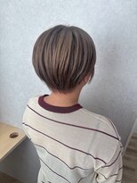 オーシー 志比口店(O'sea) #ショート×ヘーゼルベージュ
