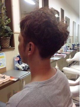 コアフィールフィス(COIFFURE fils) レッドブラウンのネープレスマッシュ