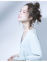 シャンプー 本庄店(SHAMPOO)&nbsp;おくれ毛たっぷり高めのシニヨンスタイル！