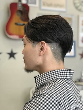 ラッシュグラス(Rush grass) フェードカット