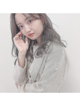 ガーランドウメダ(Garland umeda) ラベンダーアッシュ×ニュアンスウェーブ