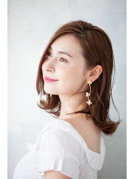 シェルベアー 銀座四丁目(Shell Bear) 【shellbear 銀座4丁目】大人可愛いミディアム