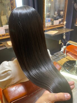 ナンバー 秋田店(N°) エアストレート大人可愛い20代30代40代黒髪ストレート暗髪