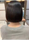 ショートボブ