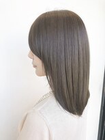 ヴィコロ(vicolo) シルキーグレージュ