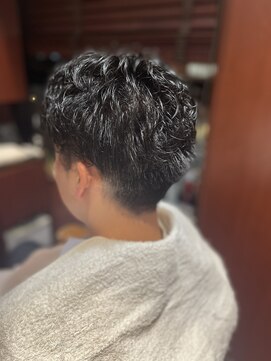 ヘアーモードキクチ 日本橋三越前店 2ブロックパーマ