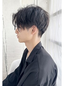 ヌーヴ(n.v.) 20代30代40代　ありがちを変えるセンターパート【京都駅】