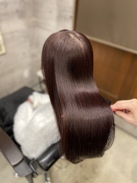 オクルス(OCULUS) 艶感ピンクブラウン