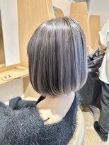 アンフィ 東京(Amphi)&nbsp;【ケアブリーチでつくる!!立体感バレイヤージュ♪】