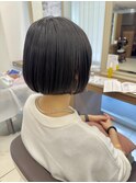 パツッとショートボブ