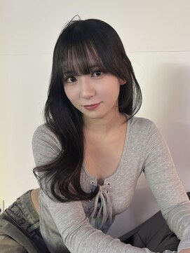 ユーフォリア 渋谷グランデ(Euphoria SHIBUYA GRANDE) 韓国ヘア くびれ巻き 前髪カット