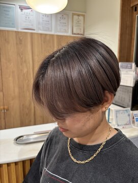 ウトウトヘア(UTUT HAIRE) 筋感シャドールーツ
