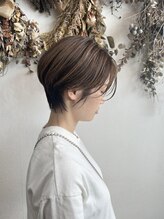 ハウオリ 横川店(Hau'oli)&nbsp;白髪ぼかしショートで‐5歳！明るく柔らかい艶髪に