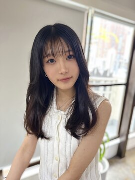 フィーカ(fiica) ロングレイヤー フェイスレイヤー