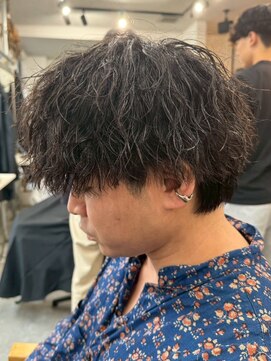 フゥ 宇都宮(FeU) 宇都宮メンズカットメンズパーマツイストパーマ波巻きパーマ眉毛