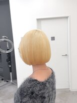 アウラ(AURA) 抜きっぱなしブロンド