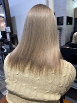 ウェルズグランデ 天理店(Well's GRANDE)&nbsp;透明感が映える上品アッシュベージュ