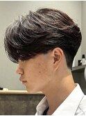 毛流れセンターパートニュアンスパーマカルマヘアメンズパーマ
