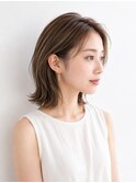 大人ヘルシーな束感切りっぱなしボブ