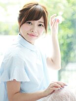 クィーンズガーデンバイケーツーギンザ(QUEEN’S GARDEN by K two GINZA)&nbsp;[K-two銀座]ふんわり美シルエットミディ夏のヘアアレンジ