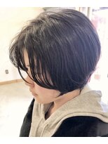 エルモ(ELMO)&nbsp;センター分けのおしゃれボブ