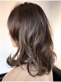 大人キレイなアッシュカラー