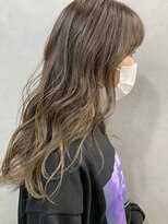 キラ 渋谷(KILLA) ケアブリーチハイライト 小顔セミウェットウェーブ