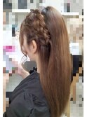 編み込みヘア