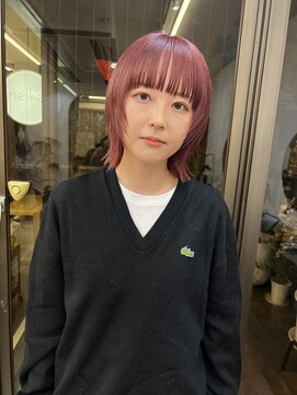 ネルケ 立川(nelke) 顔まわりレイヤー、ガーネット