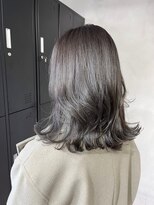 ルネ 北千住(Renee)&nbsp;ダークグレー_外ハネミディアム_オリーブグレージュ