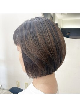 セダクション 道後樋又店(Seduction) 松山市/20代/30代/40代/ハイライト×まるみボブ