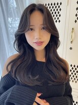 ユニ 表参道(uni)&nbsp;大人気の韓国女優風くびれレイヤーカット/ヨシンモリ/エギョモリ