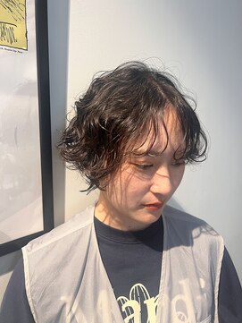 ビハインドザカーテン(BEHIND THE CURTAIN) 無造作パーマ×ほつれウェーブ【小顔/ワンレン/ボブルフ】