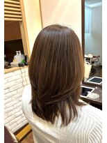 ヘアー グリーン(hair green) ミディアムレイヤー