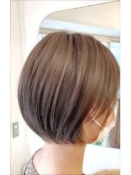 ココラー(COCOlar) まるめのボブ